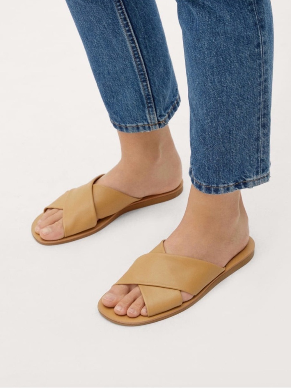 Everlane The Day Crossover Sandal Light Taupe Size 9.5